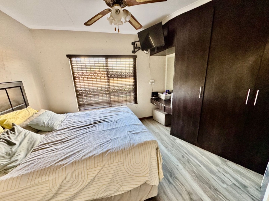 3 Bedroom Property for Sale in Baillie Park North West